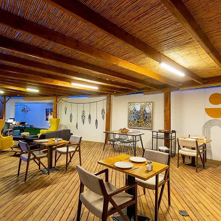 Anda Bistro &