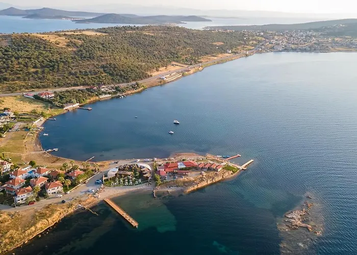 Anda Bistro & Hotel Cunda